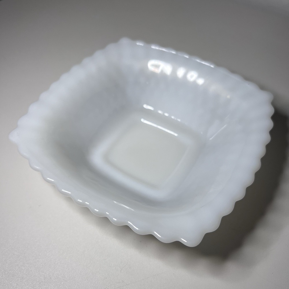 Anchor Hocking Vtg Square Diamond or Hobnail Milk Glass Bowl 50s-60s